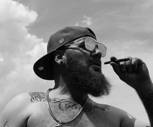 Legend The Outlaw Music Official